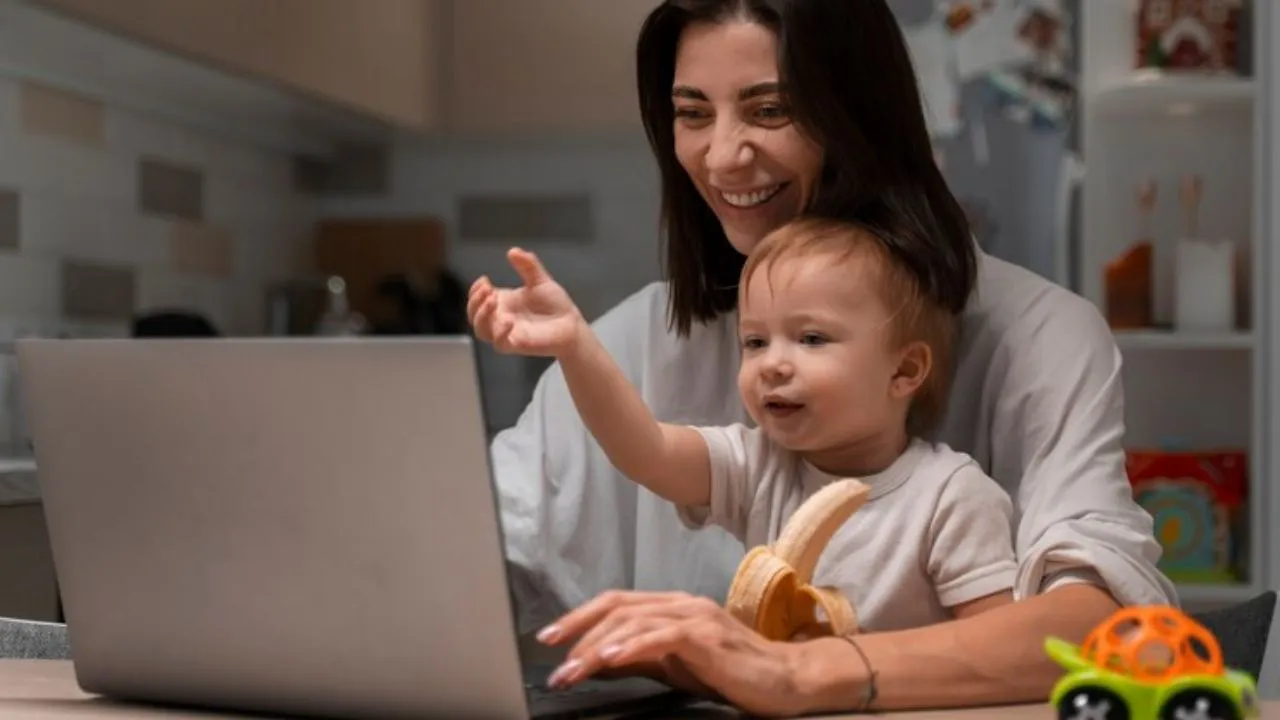 Modern Parenting Trends for Moms